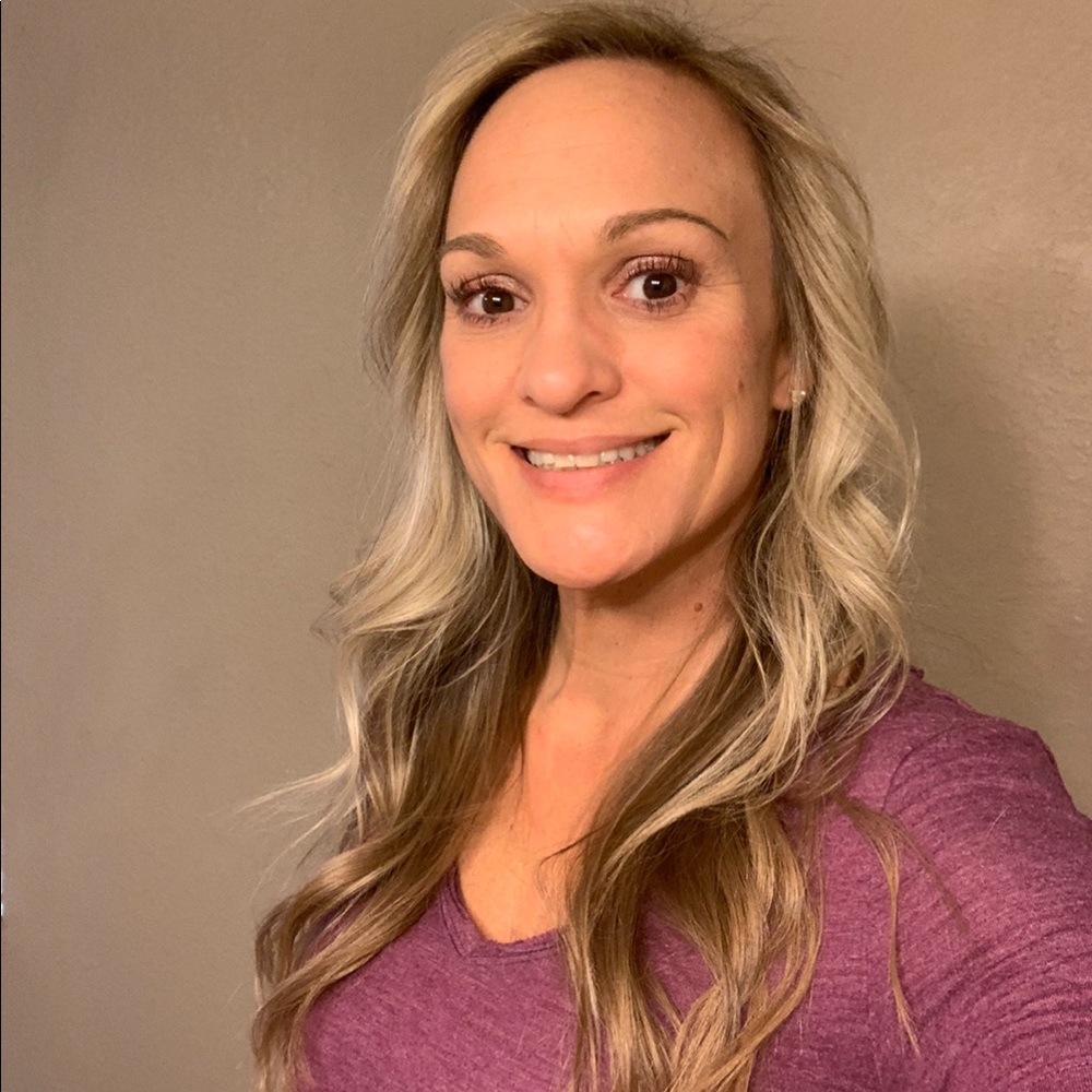 Meet your Posher, Nicole